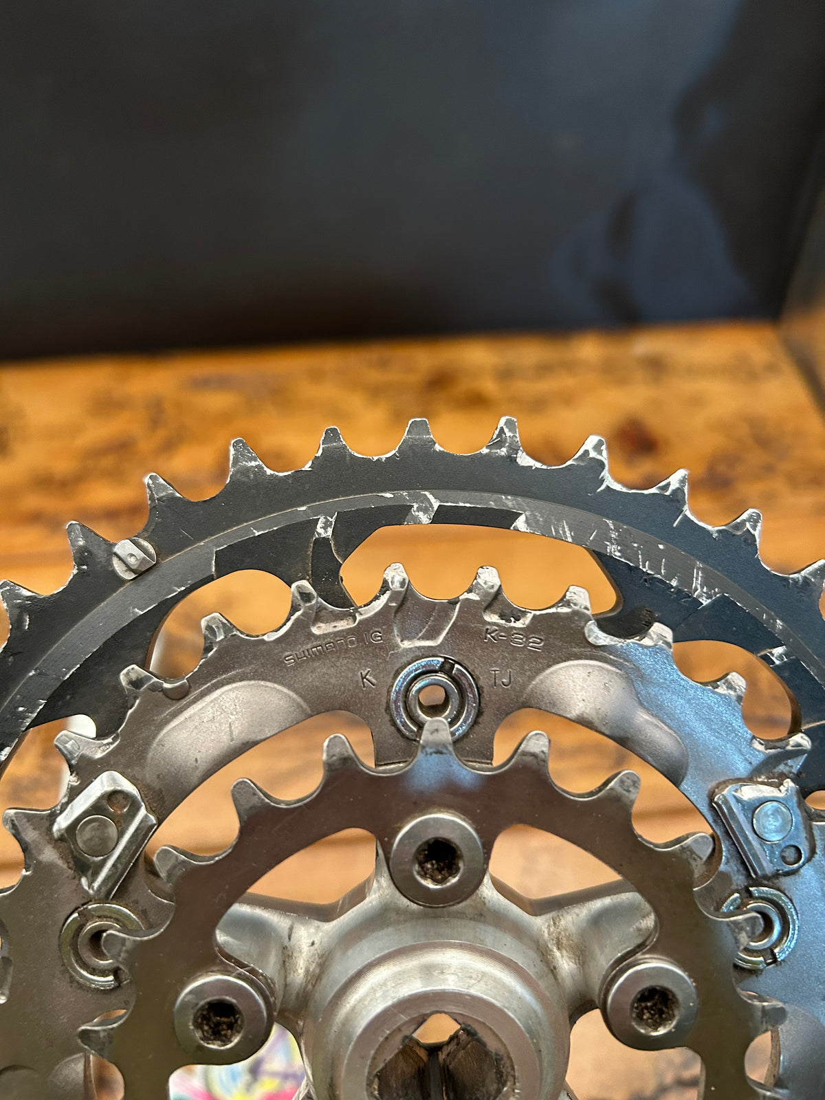 Shimano Deore XT FC-M737 42/32/22 175mm Crankset