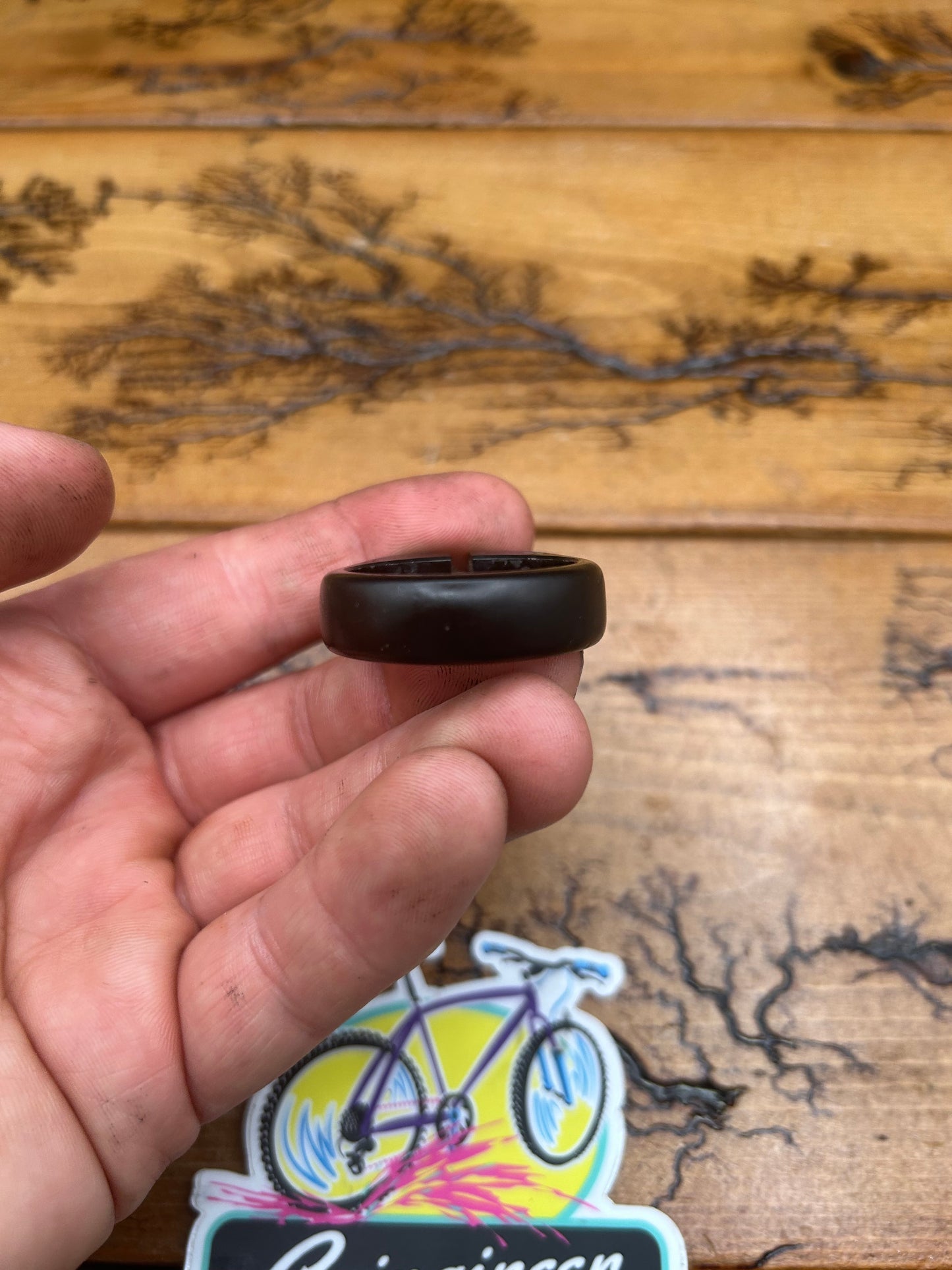 Tioga 1 1/8 Inch Threadless White Decal Cable Hanger Stop