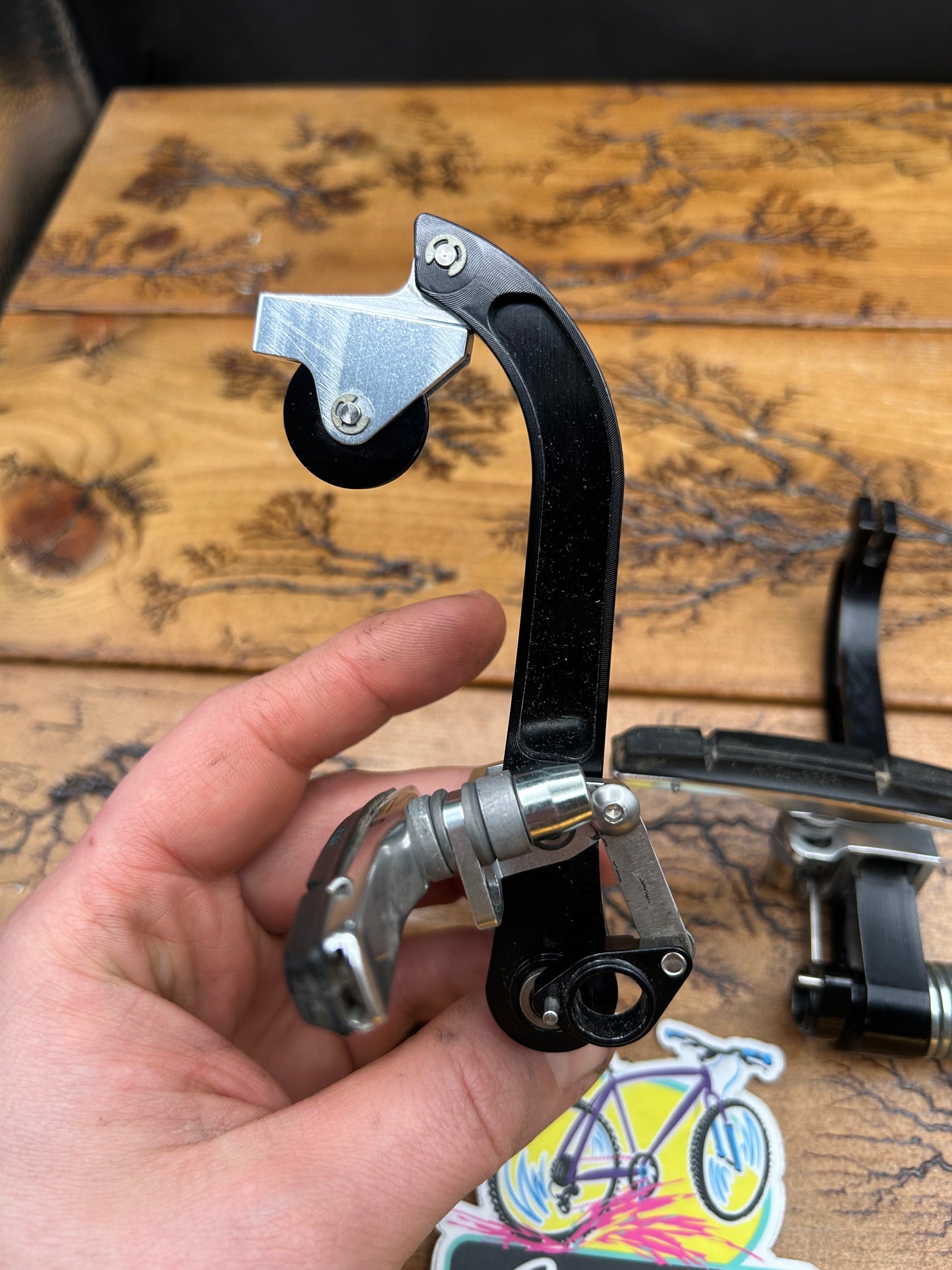 Hurricane Parellel Push Black/Silver V Brake