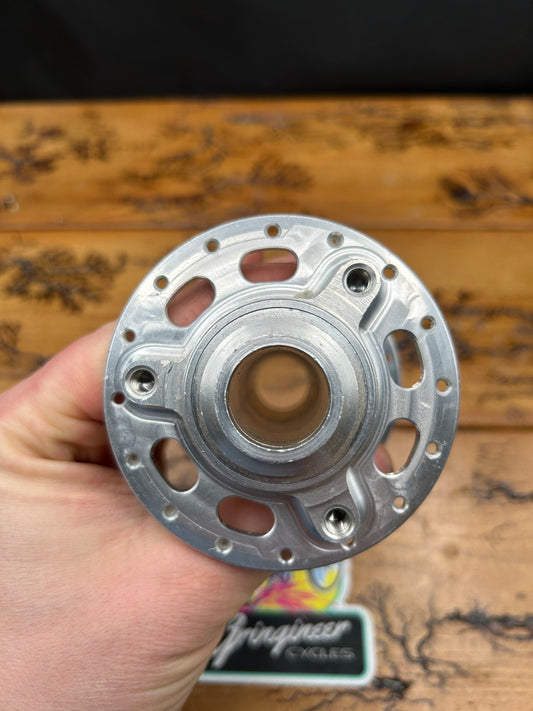 White Industries 20mm Thru Axle 32 Hole Rock Shox 3 Bolt Disc Front Hub