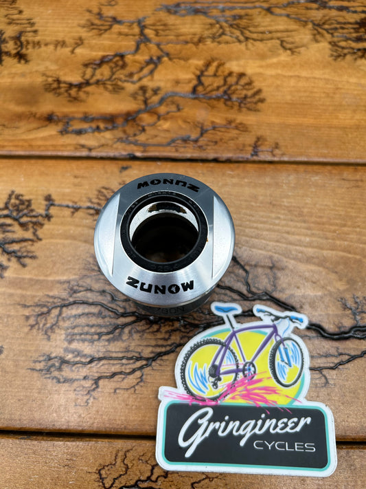 Zunow YST 780N 1 1/8 Inch Threaded Headset NOS