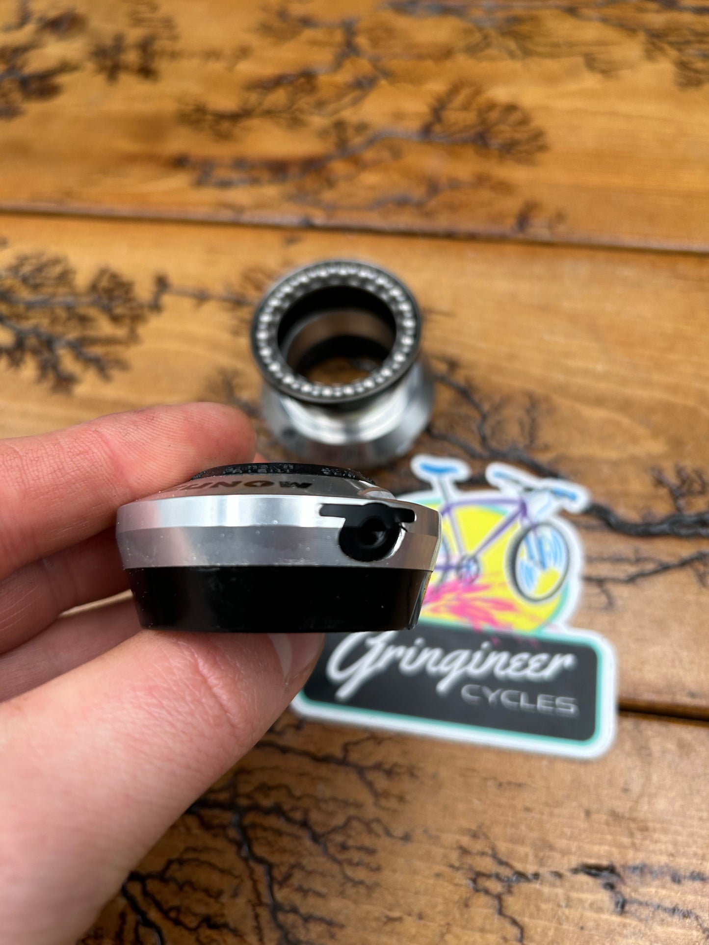 Zunow YST 780N 1 1/8 Inch Threaded Headset NOS