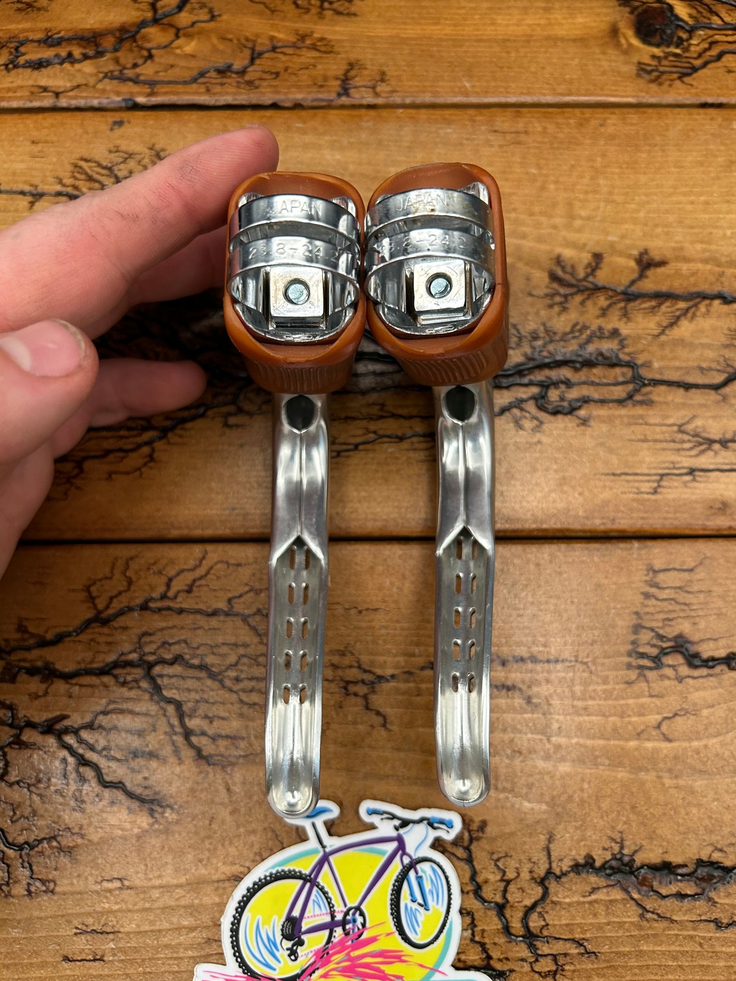 Shimano 600 BL-6207 Brake Levers