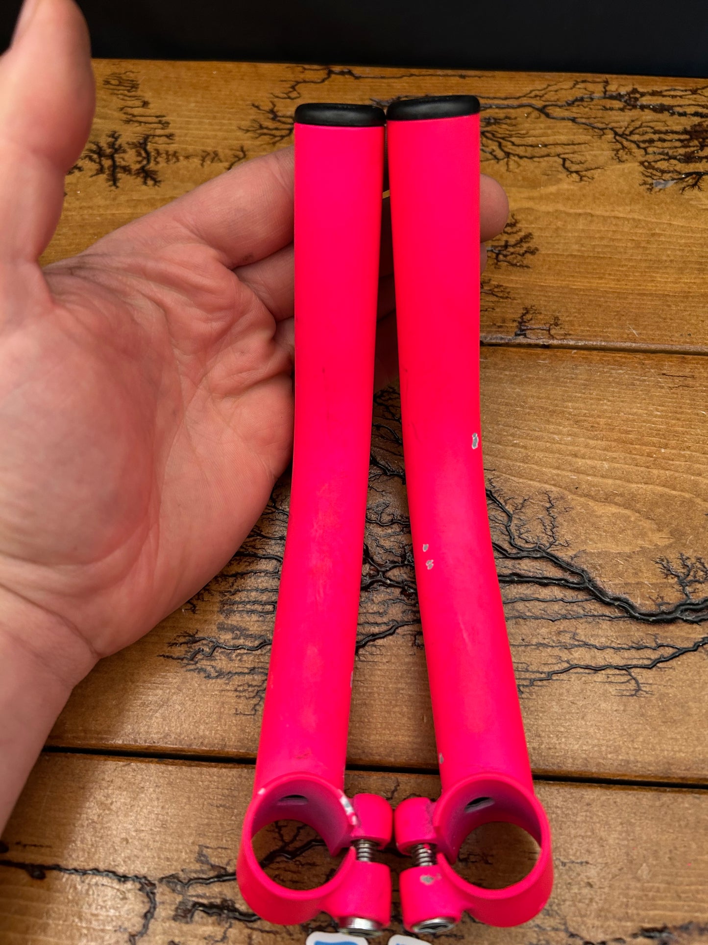 Onza Neon Pink Steel Bar Ends