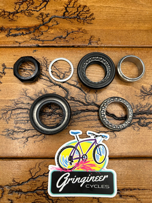 Suntour Black 1 Inch JIS Threaded Headset NOS