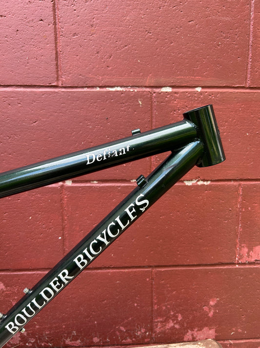 18.5" Boulder Bicycles Defiant Frame