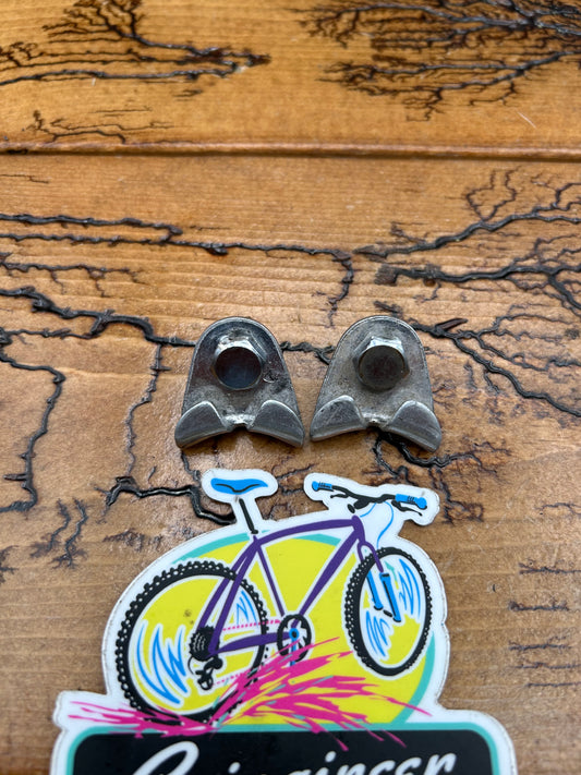 Suntour Straddle Cable Hangers