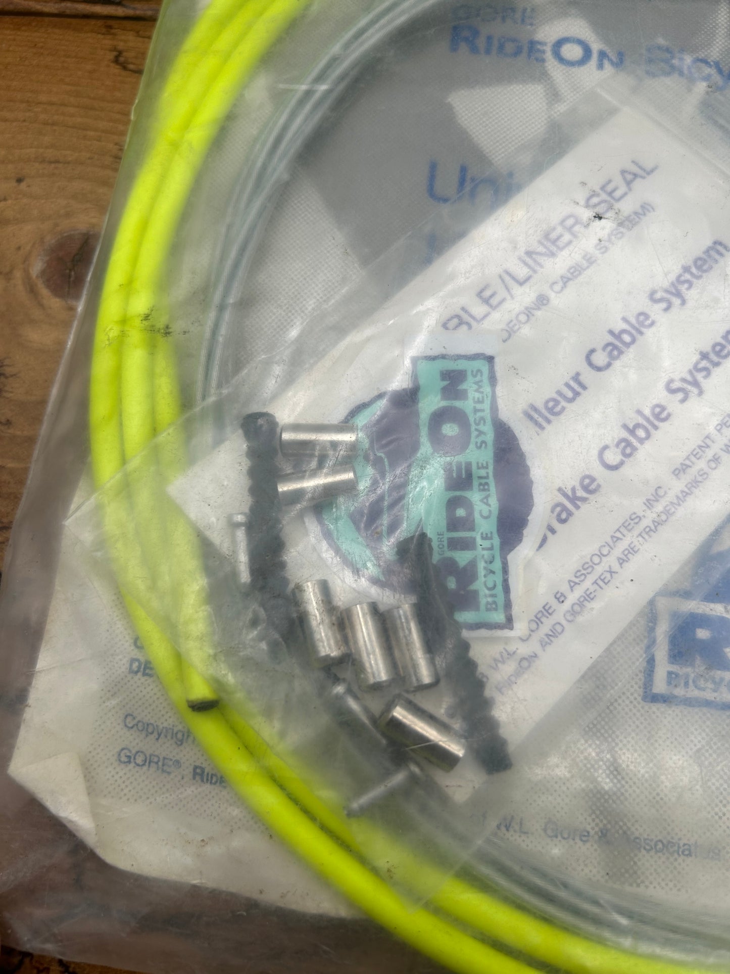 Gore Ride On Universal Road Or Mountain Brake Cable Set With Neon Yellow Housing NOS