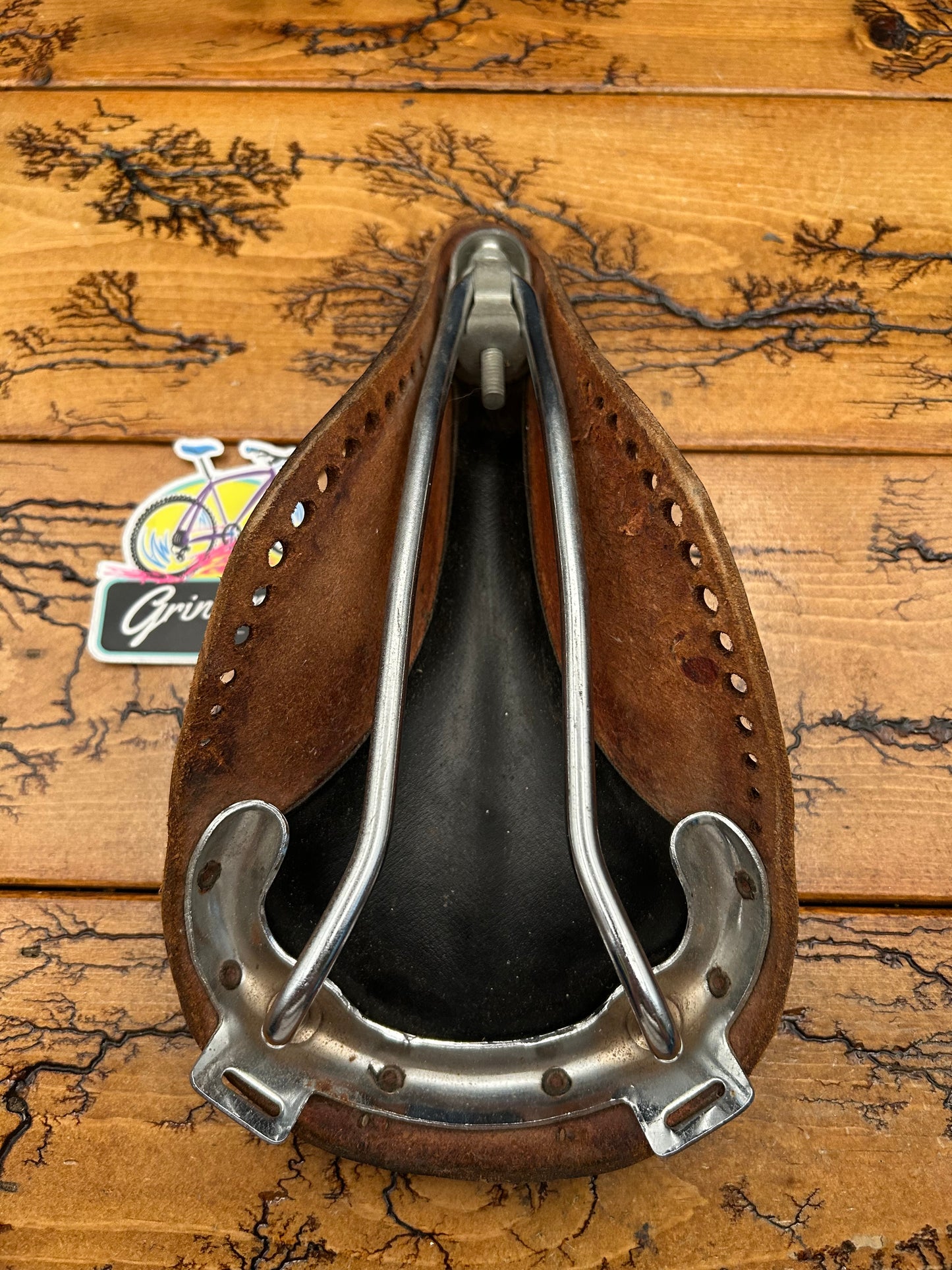 Viscount Leather Saddle