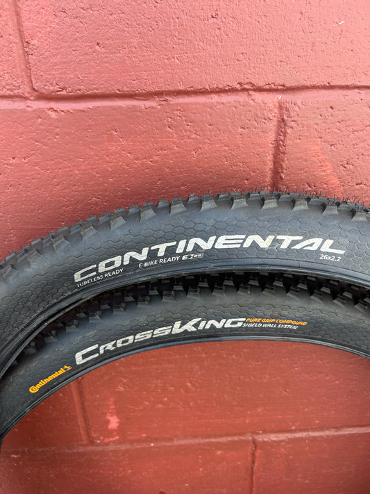 Continental Cross King 26x2.2 Folding Bead Tires Set of 2