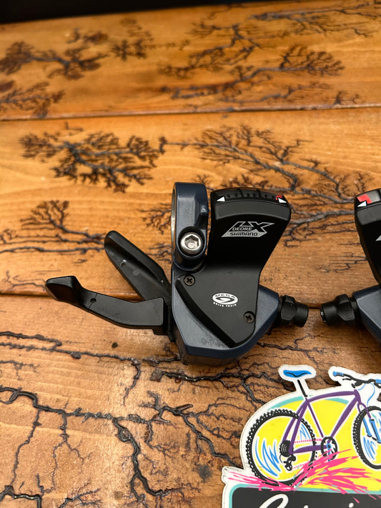 Shimano Deore LX SL-M570 3x9 Shifter Set
