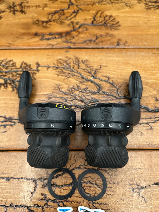 SRAM 7.0 3x9 Grip Shifters