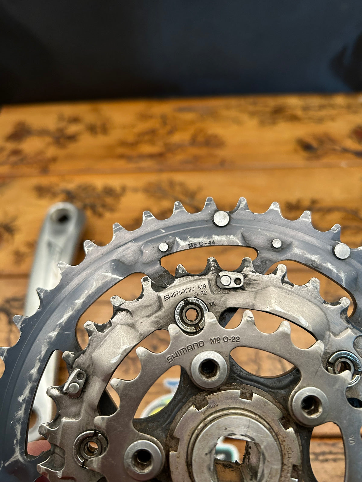 Shimano Deore LX FC-M570 175mm 44/32/22 Crankset