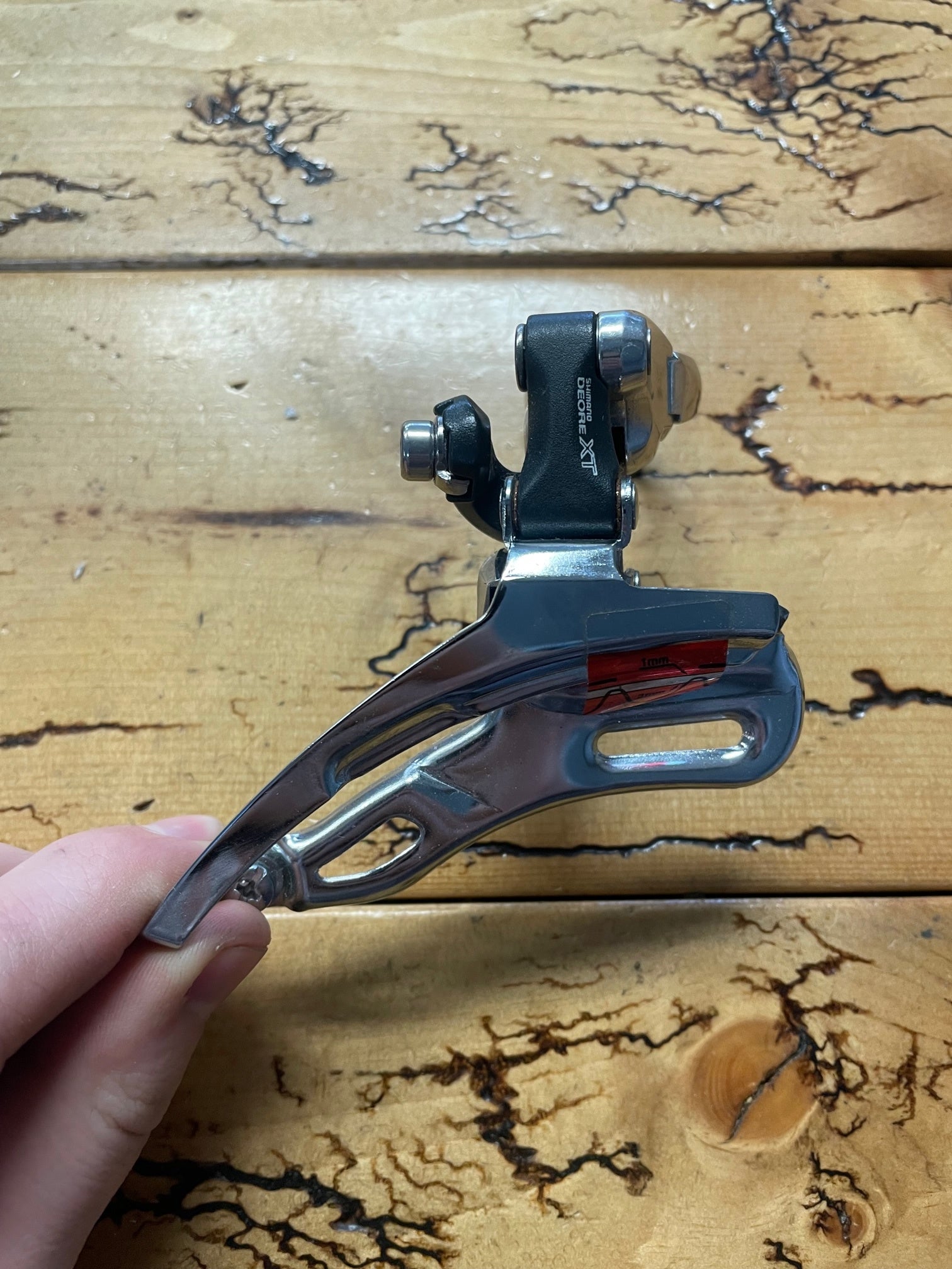 Shimano Deore XT FD-M737 28.6mm Top Pull Front Derailleur NOS