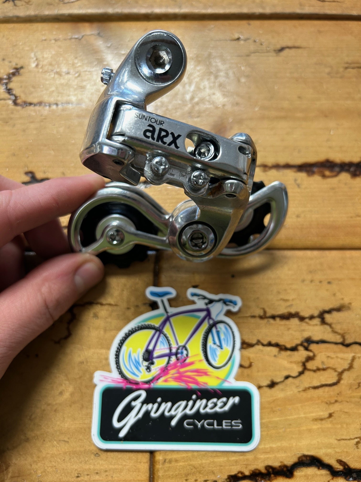 Dérailleur arrière Suntour Alpha 5000 neuf-ancien stock avec cage courte