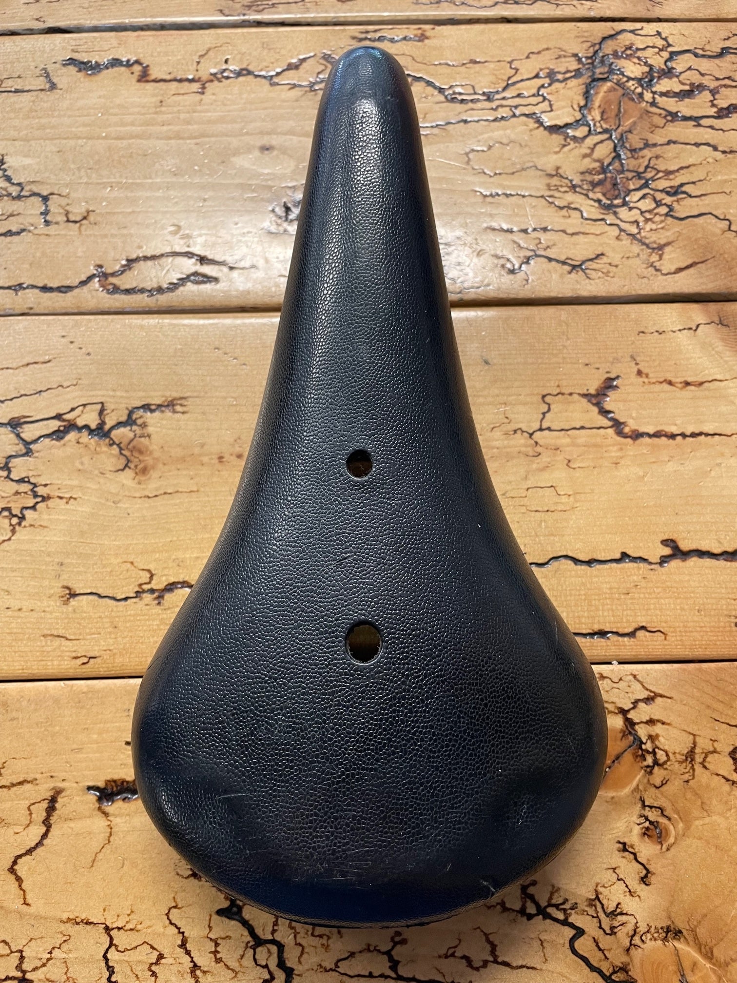 Fujita Seamless YFC Plastic Saddle – Gringineer Cycles