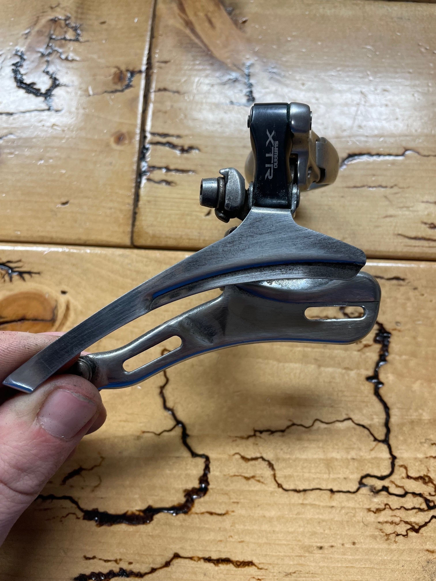 Shimano XTR FD-M901 31.8mm Clamp On Top Pull Front Derailleur