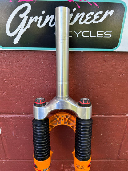 Manitou SX Orange 26" Rim Brake 1 1/8 Threadless Suspension Fork