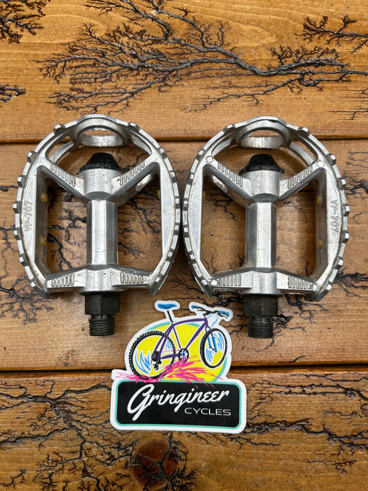 VP-717 9/16 Beartrap Pedals