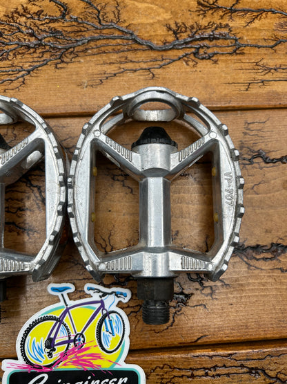 VP-717 9/16 Beartrap Pedals