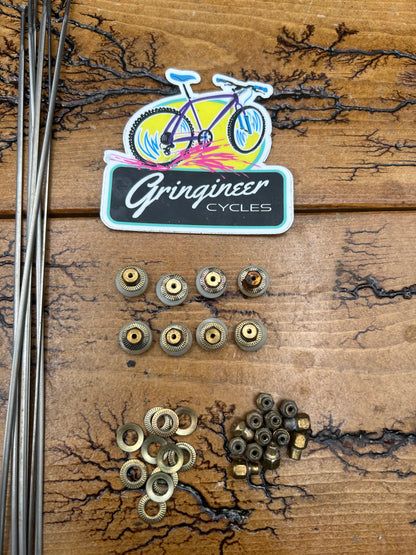 8 Roval Straight Pull Spokes with Nipples and Washer