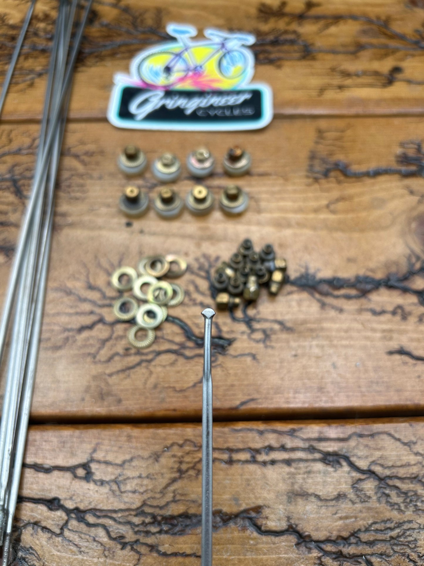 8 Roval Straight Pull Spokes with Nipples and Washer