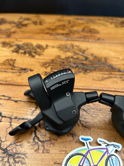 Shimano Deore XT SL-M740 3x8 Shifters