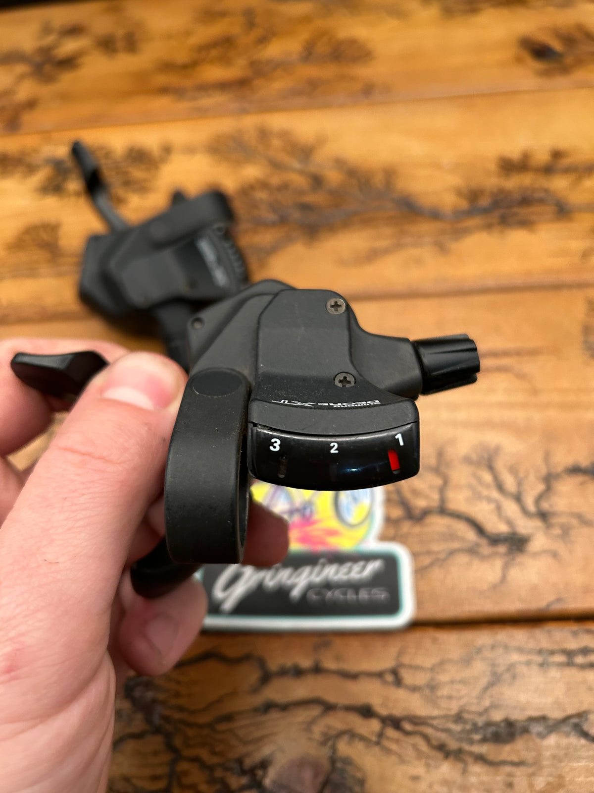 Shimano Deore XT SL-M740 3x8 Shifters