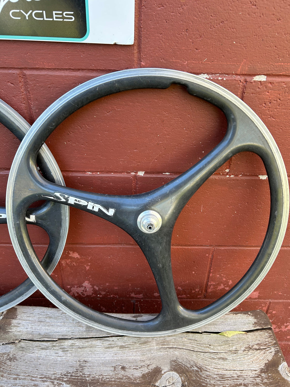 Spin Carbon Tri Spoke 26" Wheelset