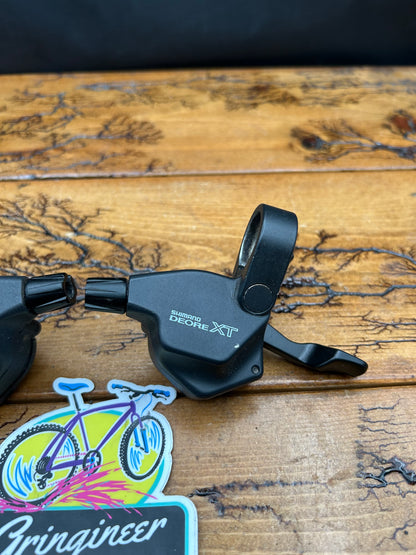 Shimano Deore XT SL-M739 3x8 Shifters