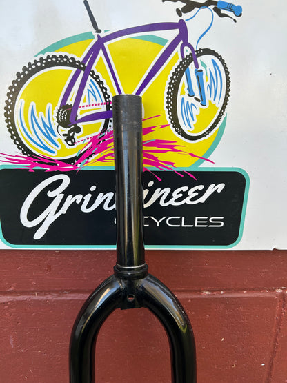 Spinner Black 26" 165mm Of Steerer 1 1/8 Inch Threadless Rigid Fork