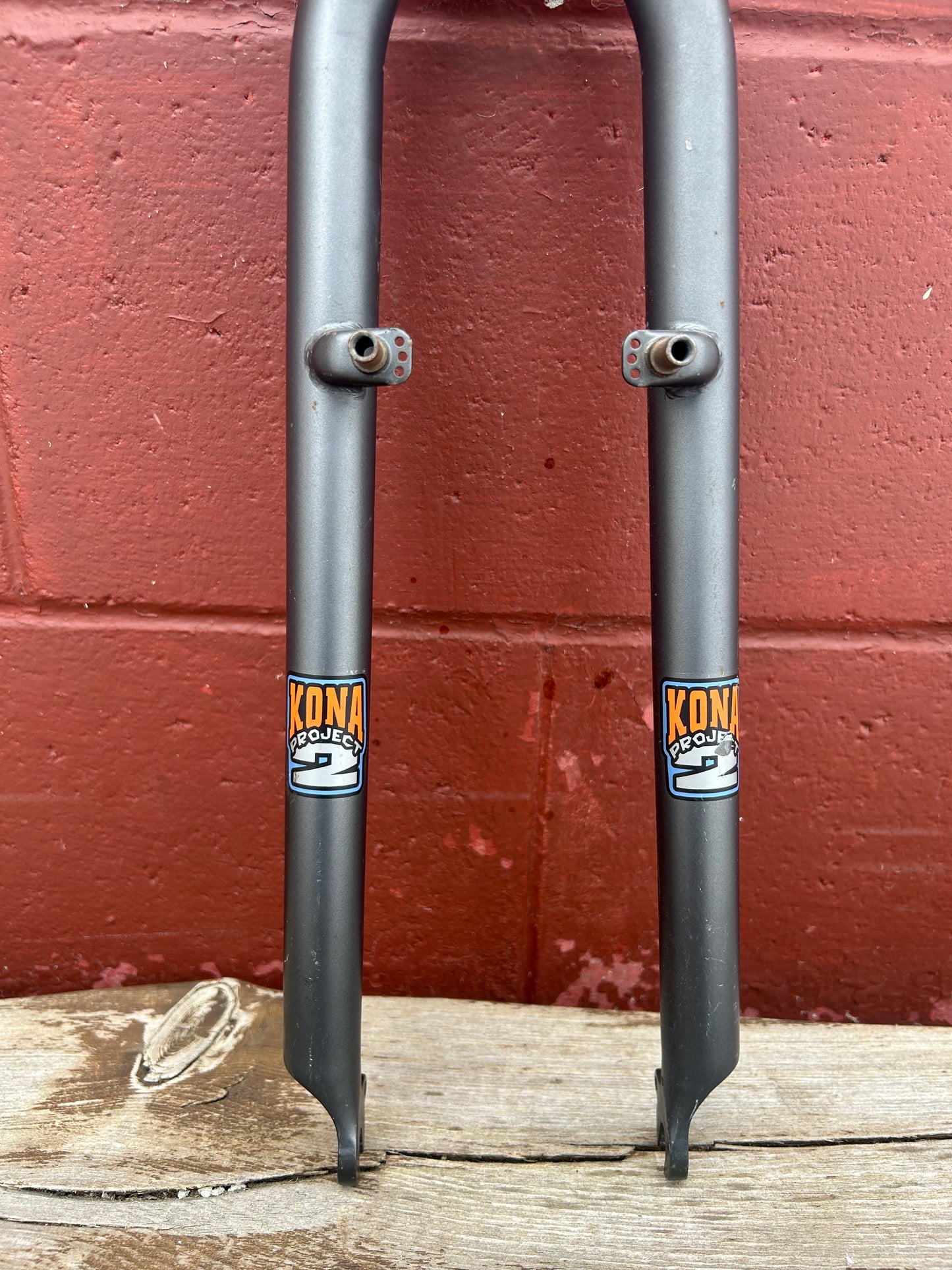 Kona Project Two Gray 1 1/8 Threaded Fork 122mm of Steerer