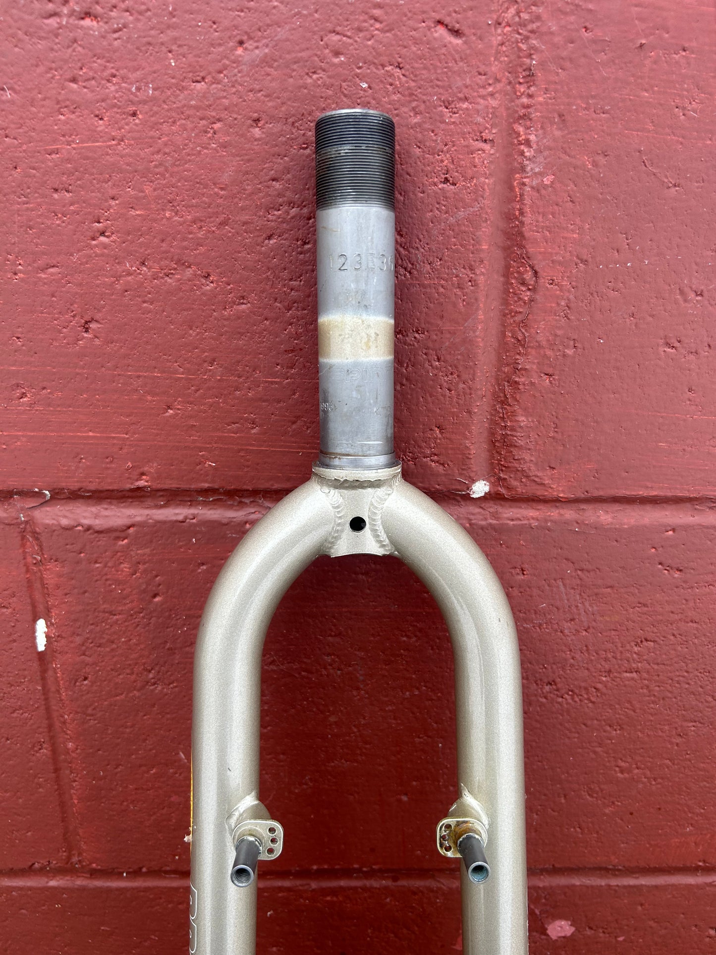 Kona Project Two Tan 1 1/8 Threaded Fork 122mm of Steerer