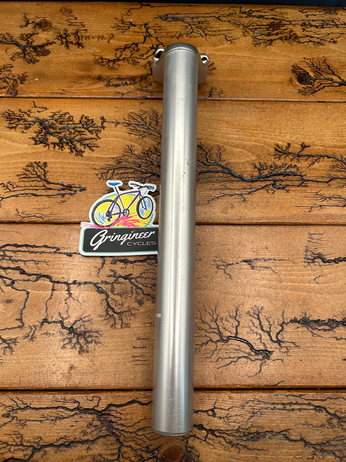 30.2mm x 320mm Silver Seatpost