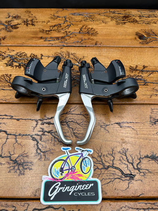 Shimano Deore XT ST-M739 3x8 Speed Shifters and Brake Levers