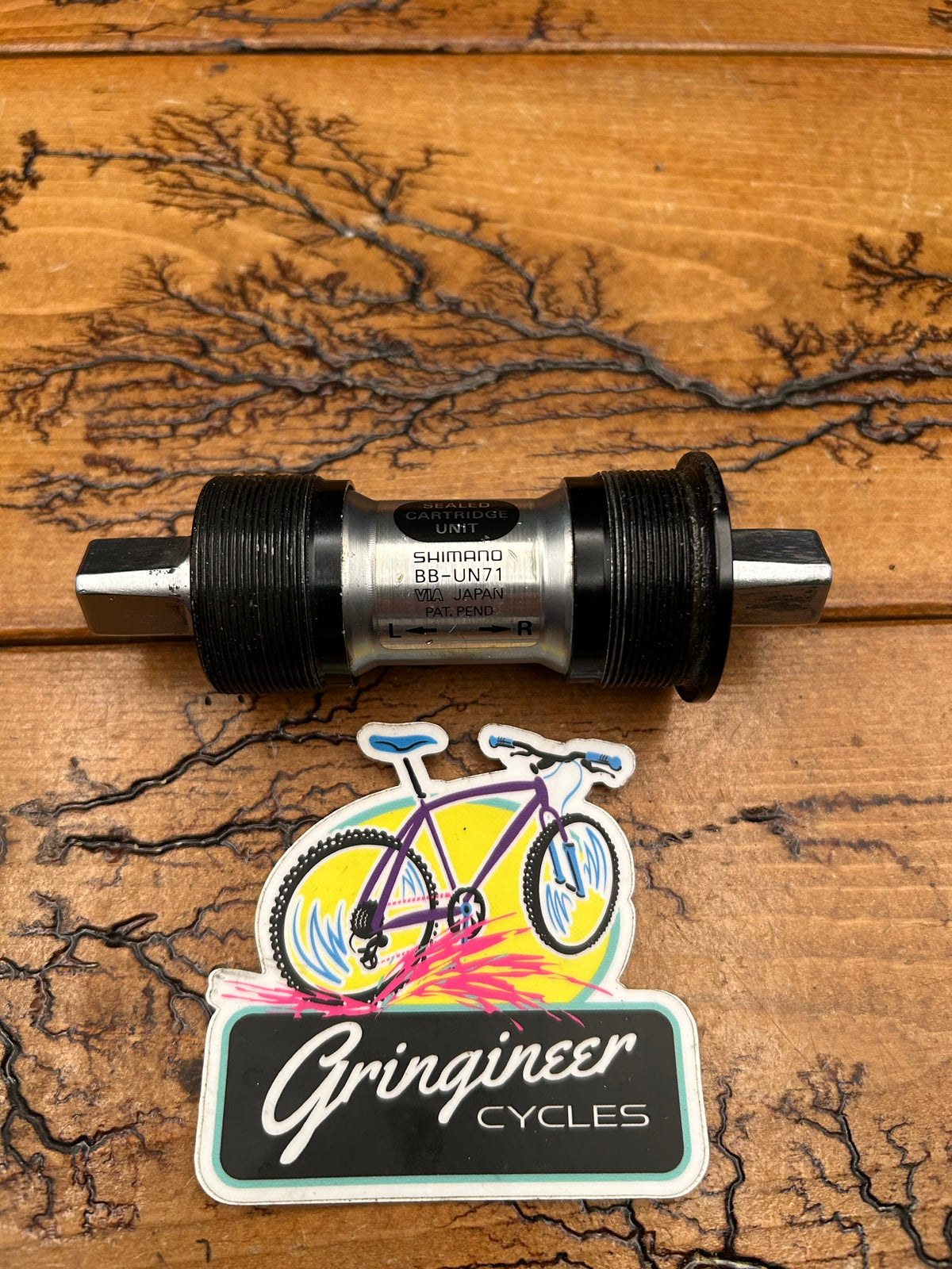 Shimano UN-71 73x116 Square Taper Bottom Bracket