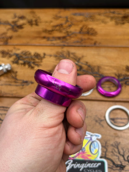 Chris King No Logo 1 1/4 Inch 3DV Purple 2nut Threaded Headset