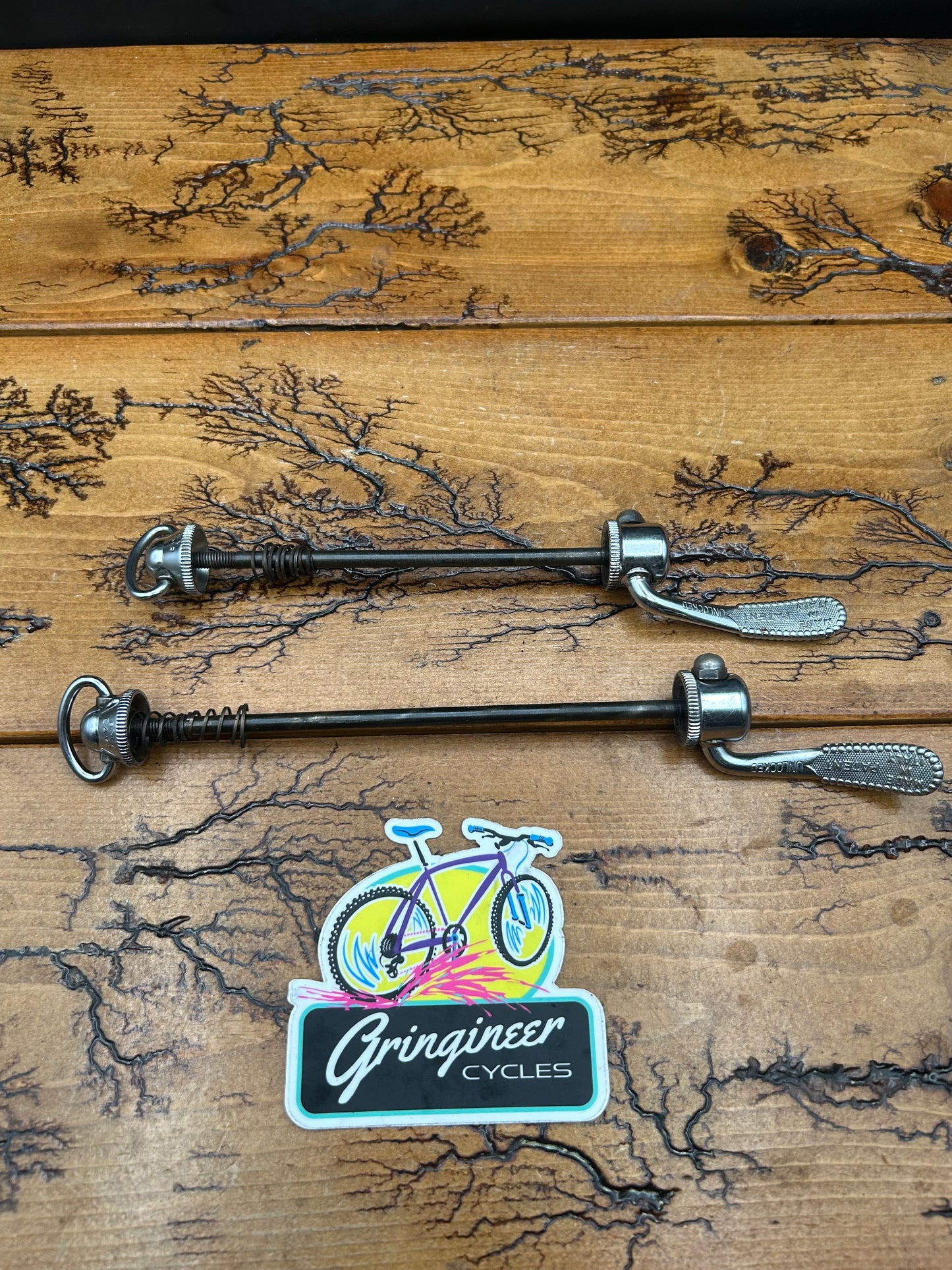 Campagnolo Quick Release Skewer Set