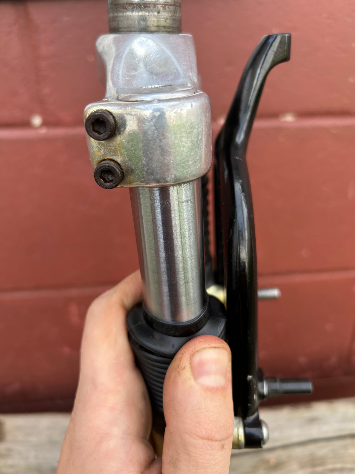 Rock Shox Mag 10 26" 1 1/8 Inch Threadless Suspension Fork