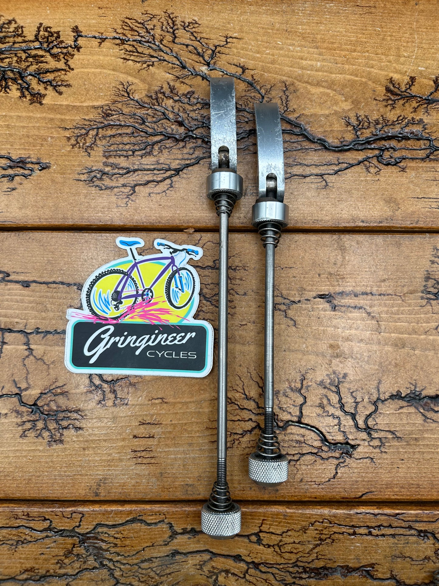 Curve Silver Titanium Quick Release Skewer Set