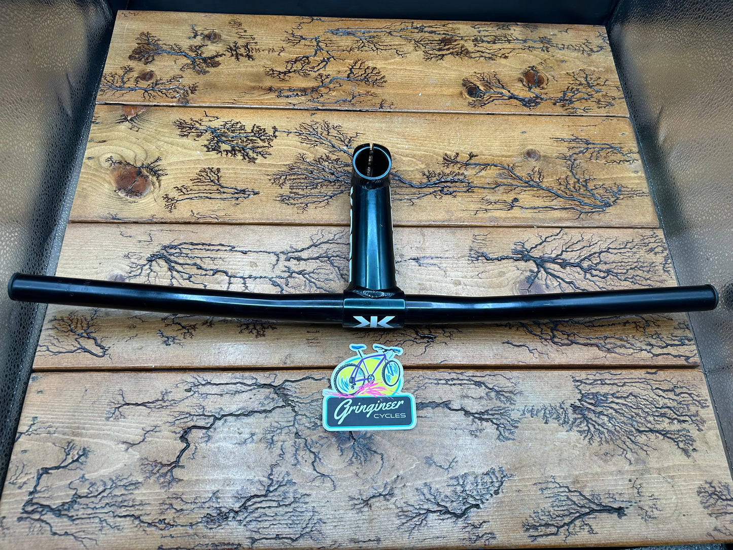 Kore 565mm Lite Bar Handlebar and Kore 130mm 1/8 Threadless Stem