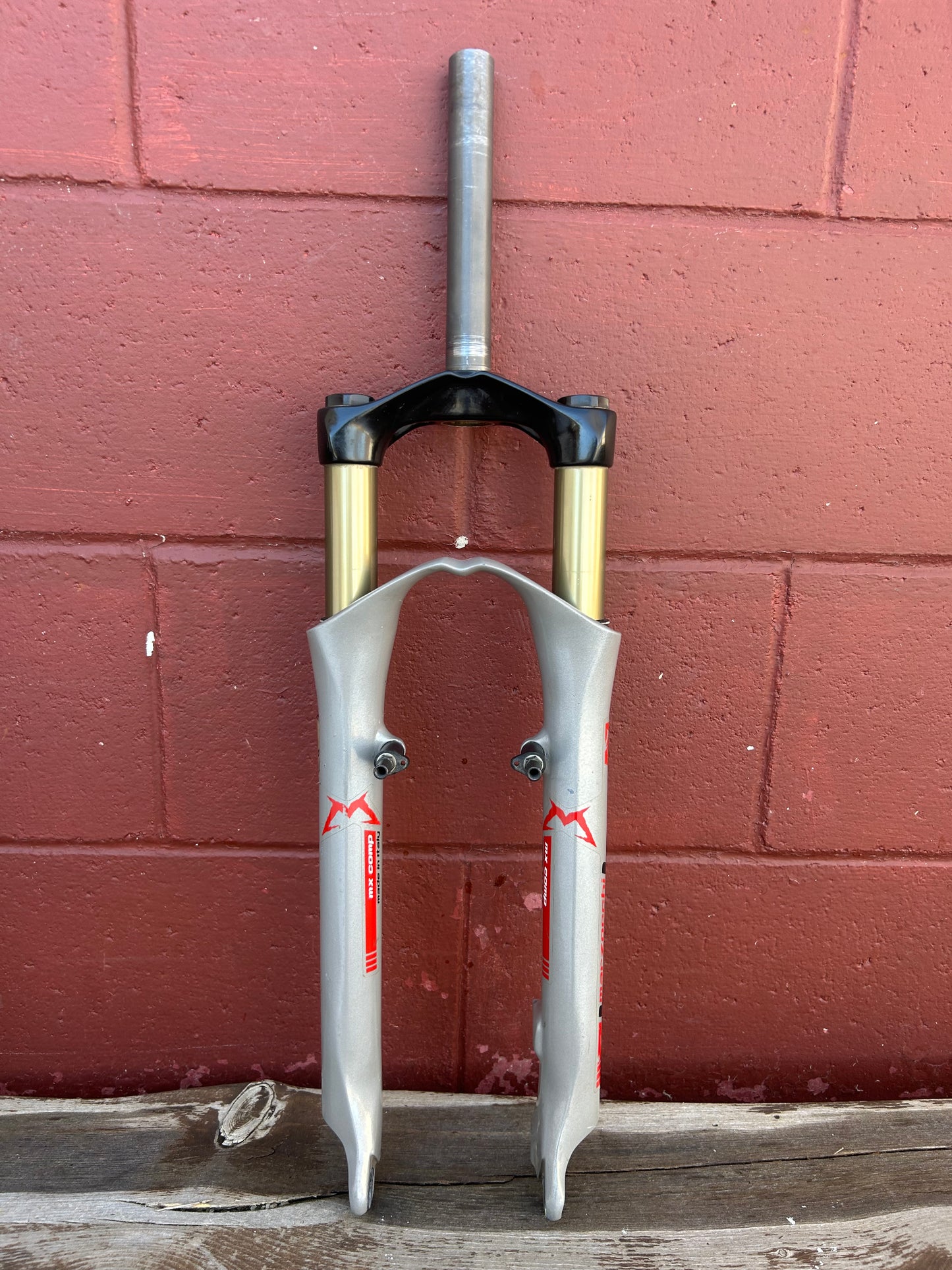 Marzocchi Bomber MX Comp 26" 1 Inch Threadless Rim Or Disc Brake Suspension Fork