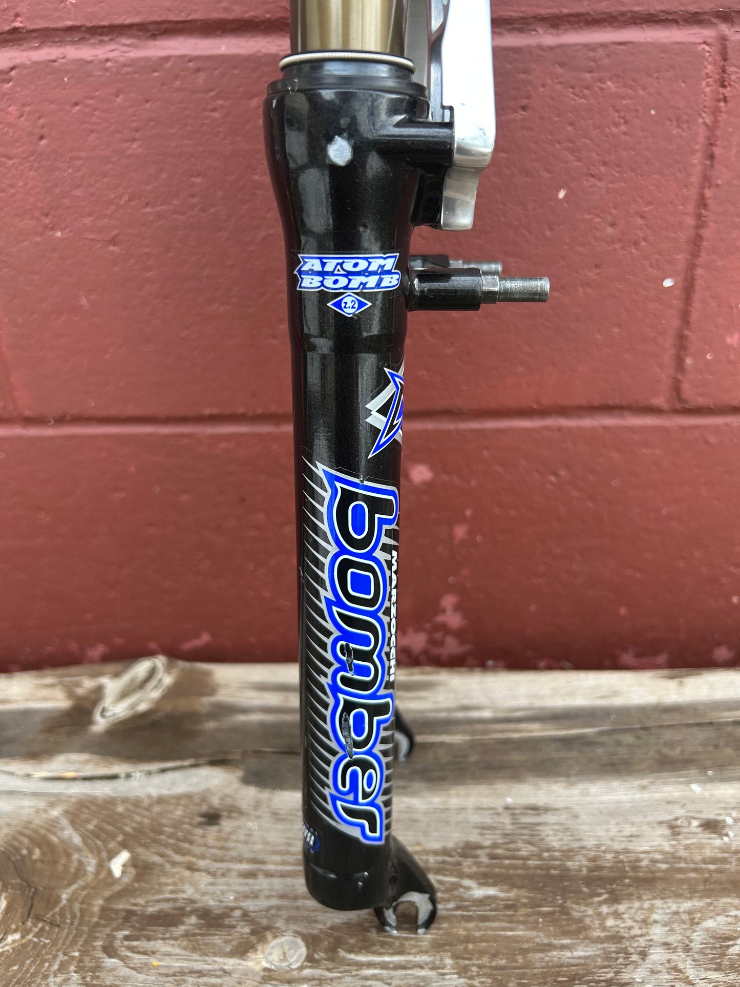 Marzocchi Bomber Atom Bomb Z.2 26" Black 1 Inch Threadless Suspension Fork