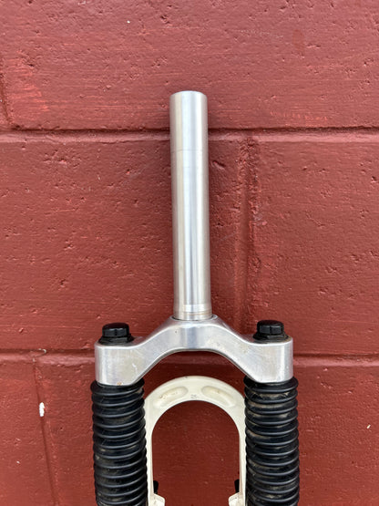 Rock Shox Judy XC White/Red 26" 1 1/8 Threadless Suspension Fork