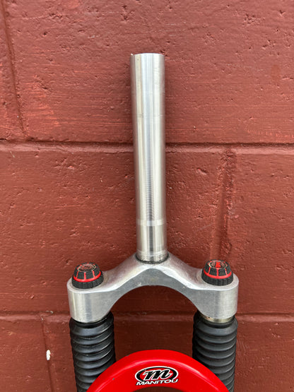 Manitou Xvert 26" 1 1/8 Inch Threadless Suspension Fork
