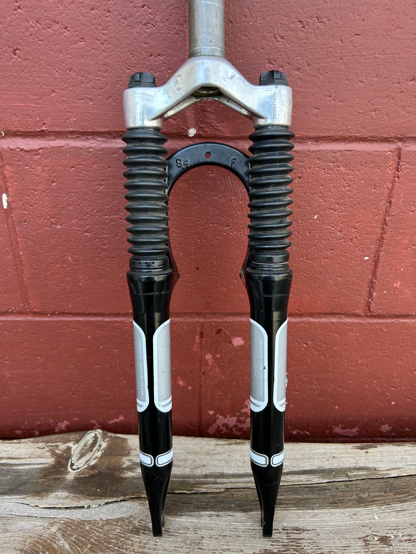 Rock Shox Indy S 26"  Black 1 1/8 Threadless Suspension Fork