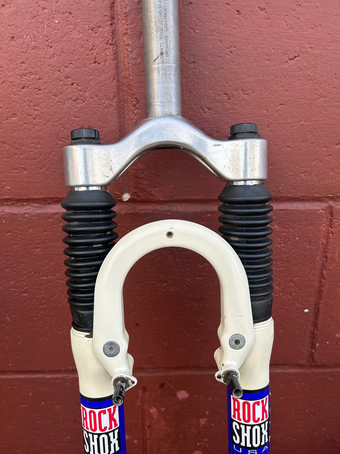 Rock Shox Judy Long Travel 26" 1 1/8 Threadless Suspension Fork