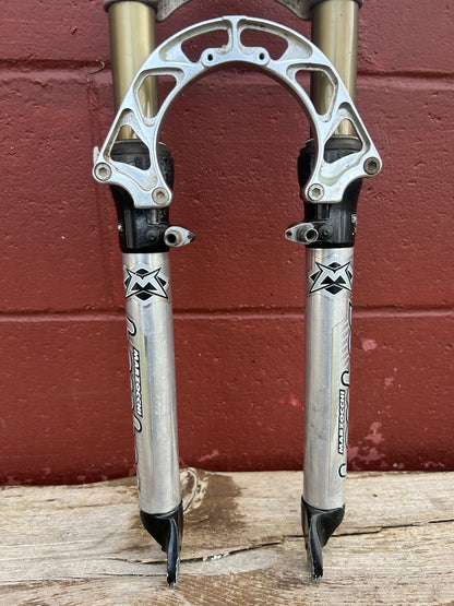 Marzocchi Bomber Super Fly Z2 26" 1 1/8 Threadless Suspension Fork