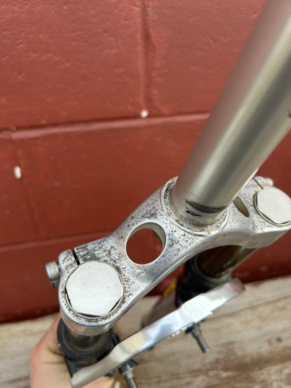 Marzocchi Bomber Super Fly Z2 26" 1 1/8 Threadless Suspension Fork