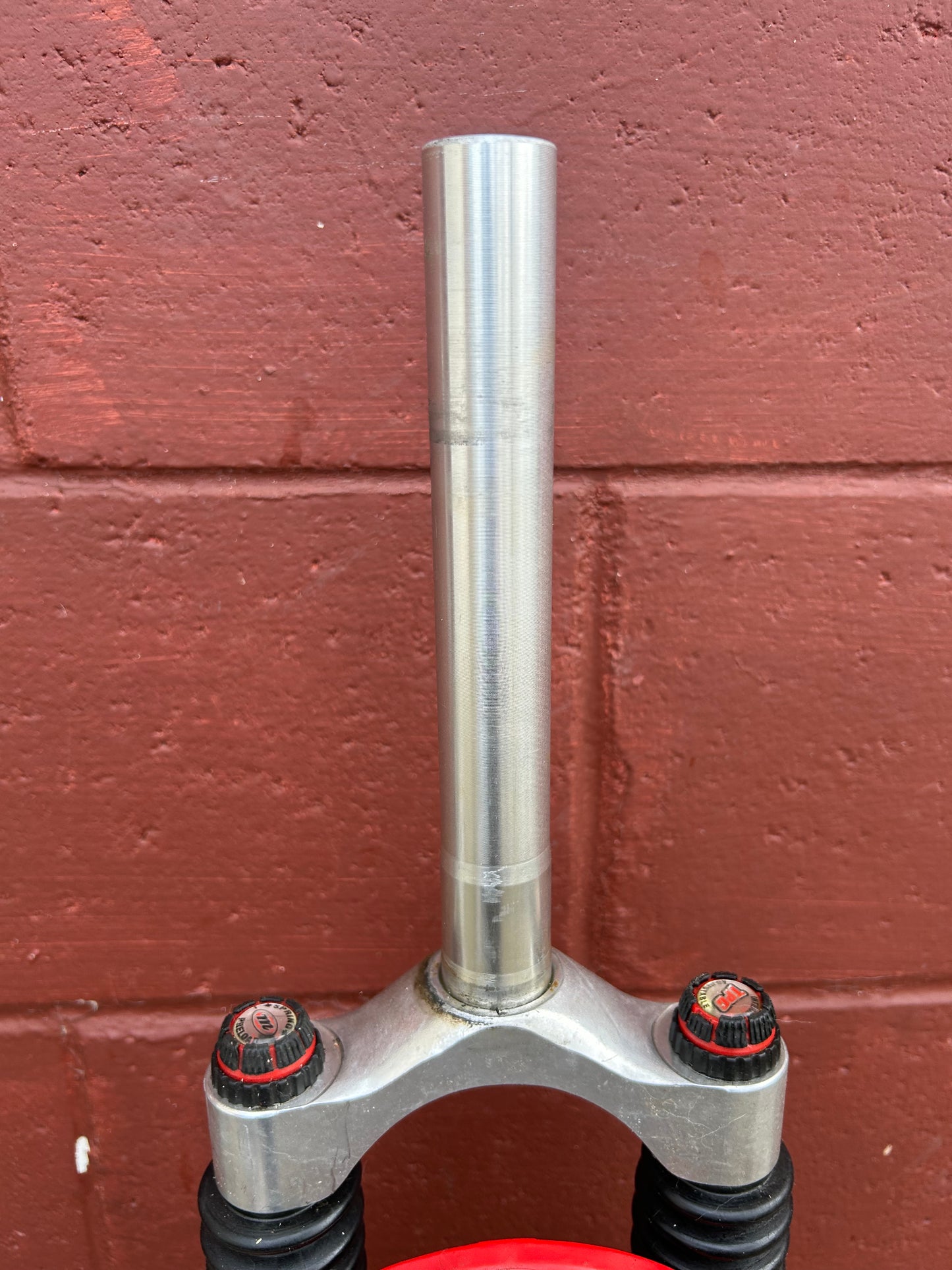 Manitou SX 26" 1 1/8 Threadless Suspension Fork